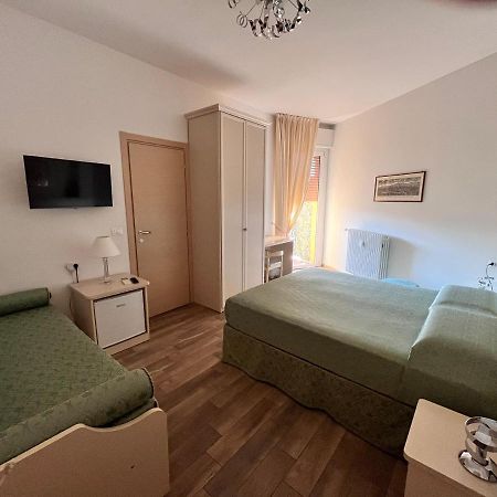 Guest House In Piazza Bologna Exteriör bild